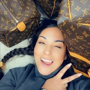 Hi! Bonjour et bienvenue! 🥰